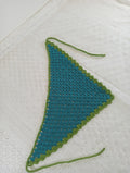Bandana Triangular a Crochet Mar y Bosque