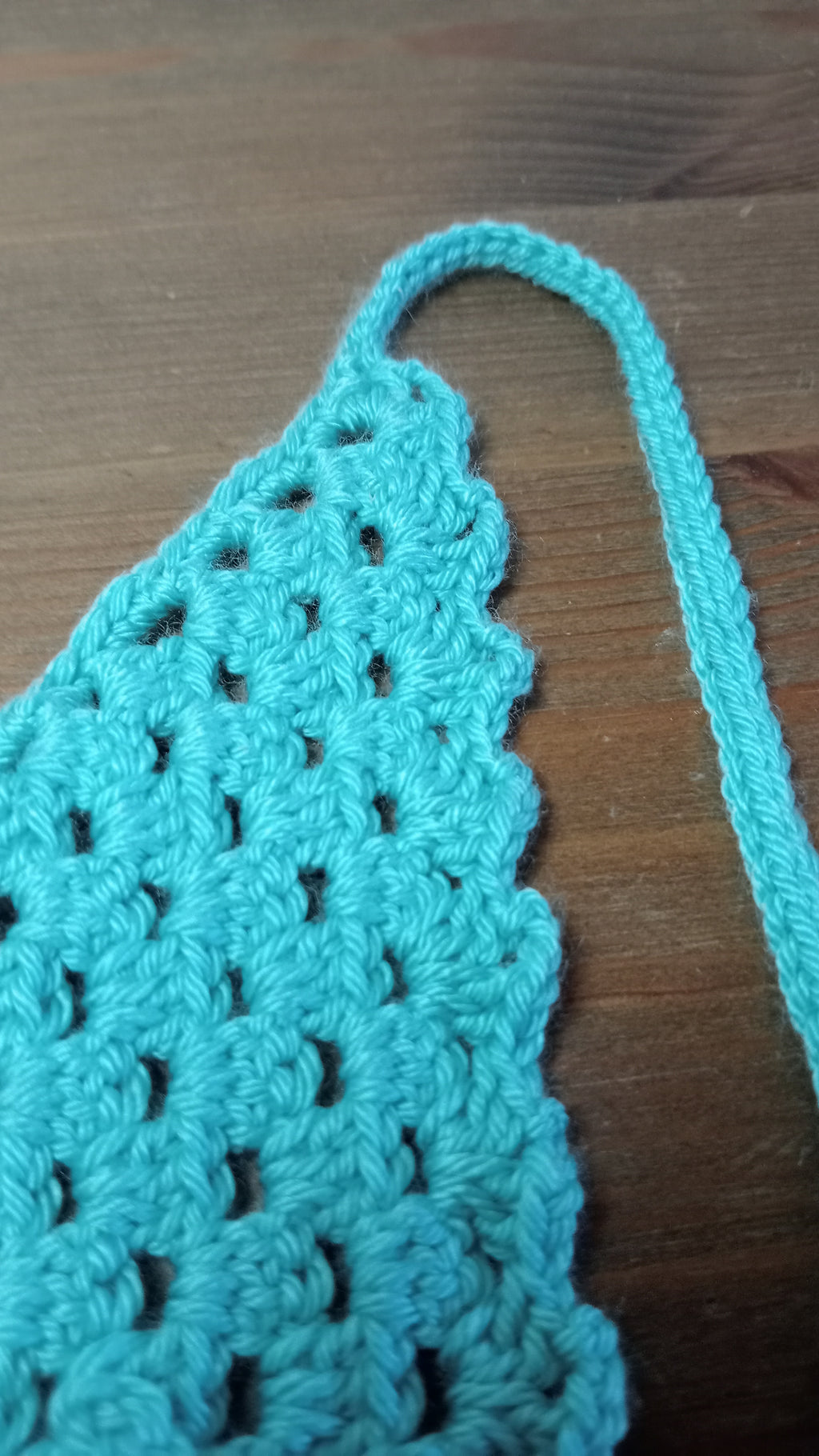 Bandana Triangular a Crochet Agua de Mar