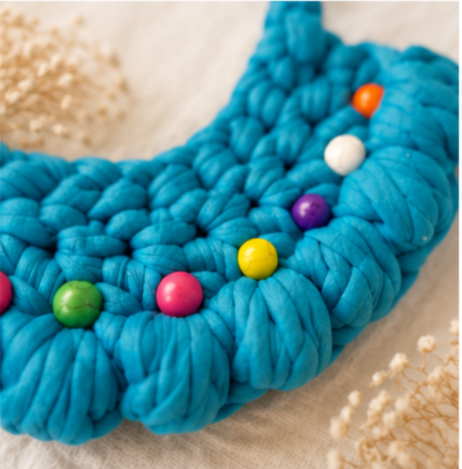 Collar, colgante a Crochet