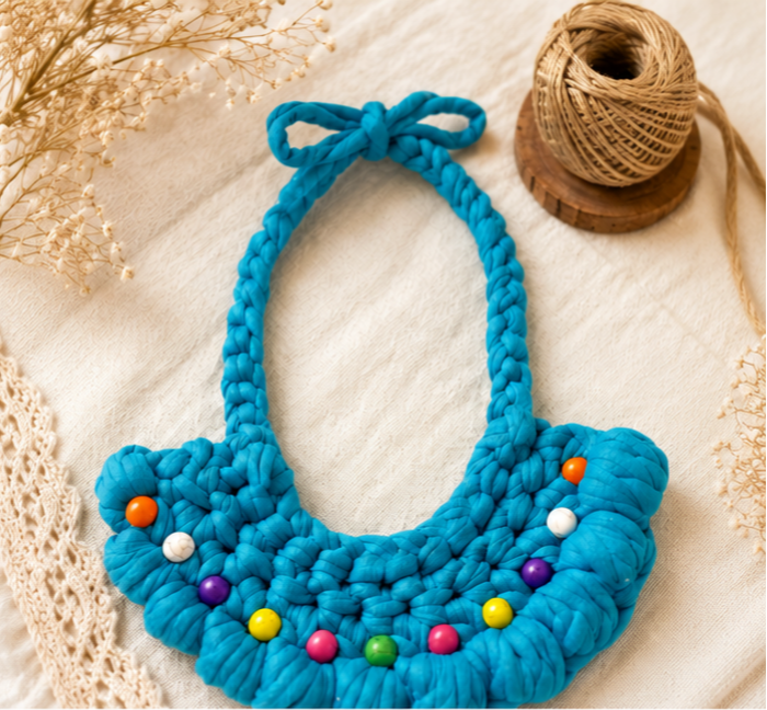 Collar, colgante a Crochet