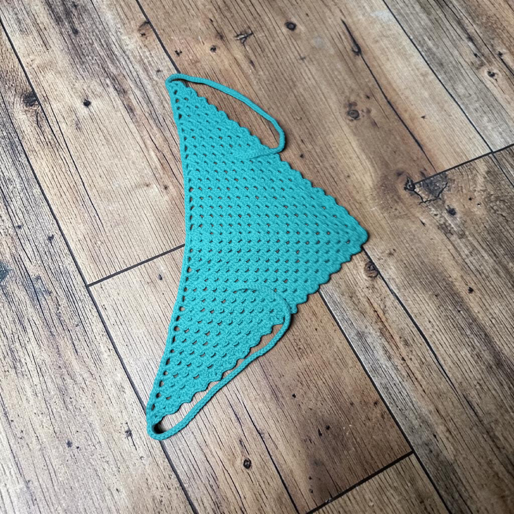 Bandana Triangular a Crochet Agua de Mar
